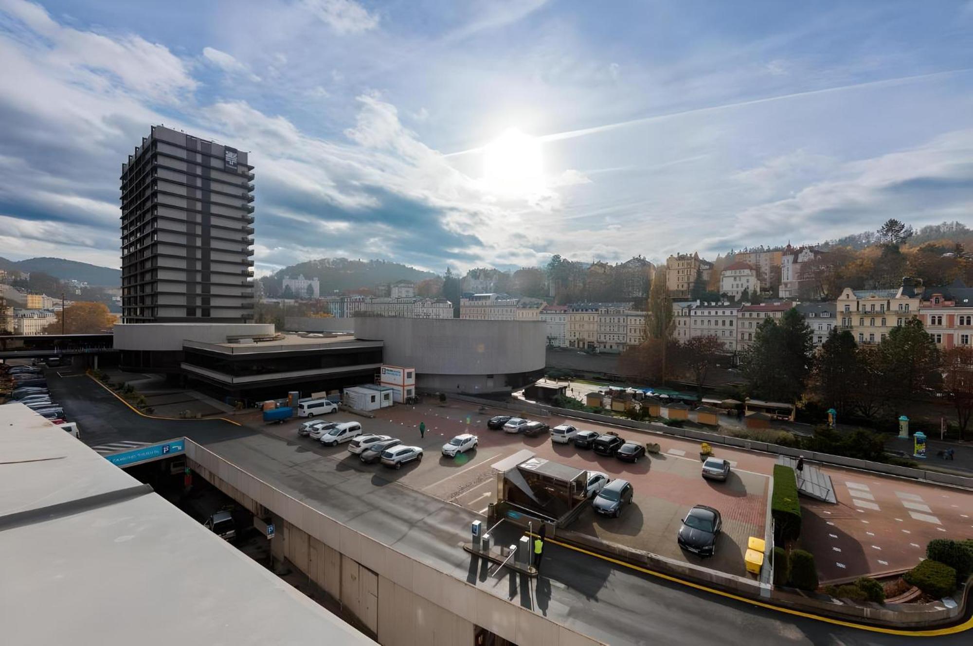 Promenade View Apartment Karlovy Vary Exterior photo